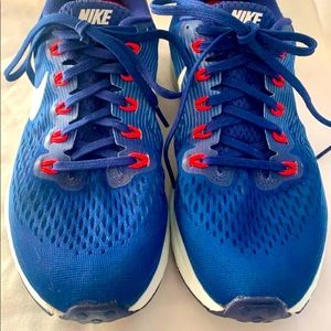 Women’s Sz9 Nike Air Pegasus 34
$60